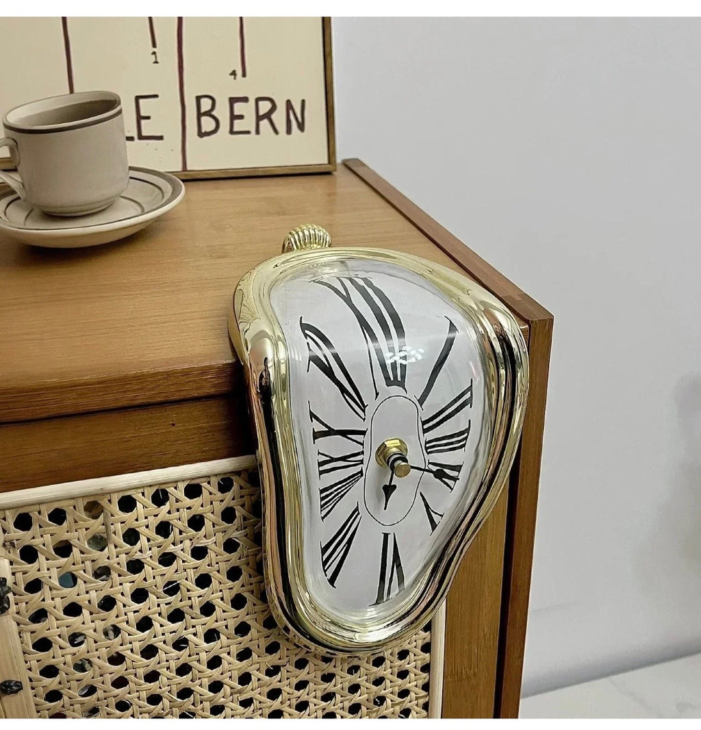 DALI Melting Clock